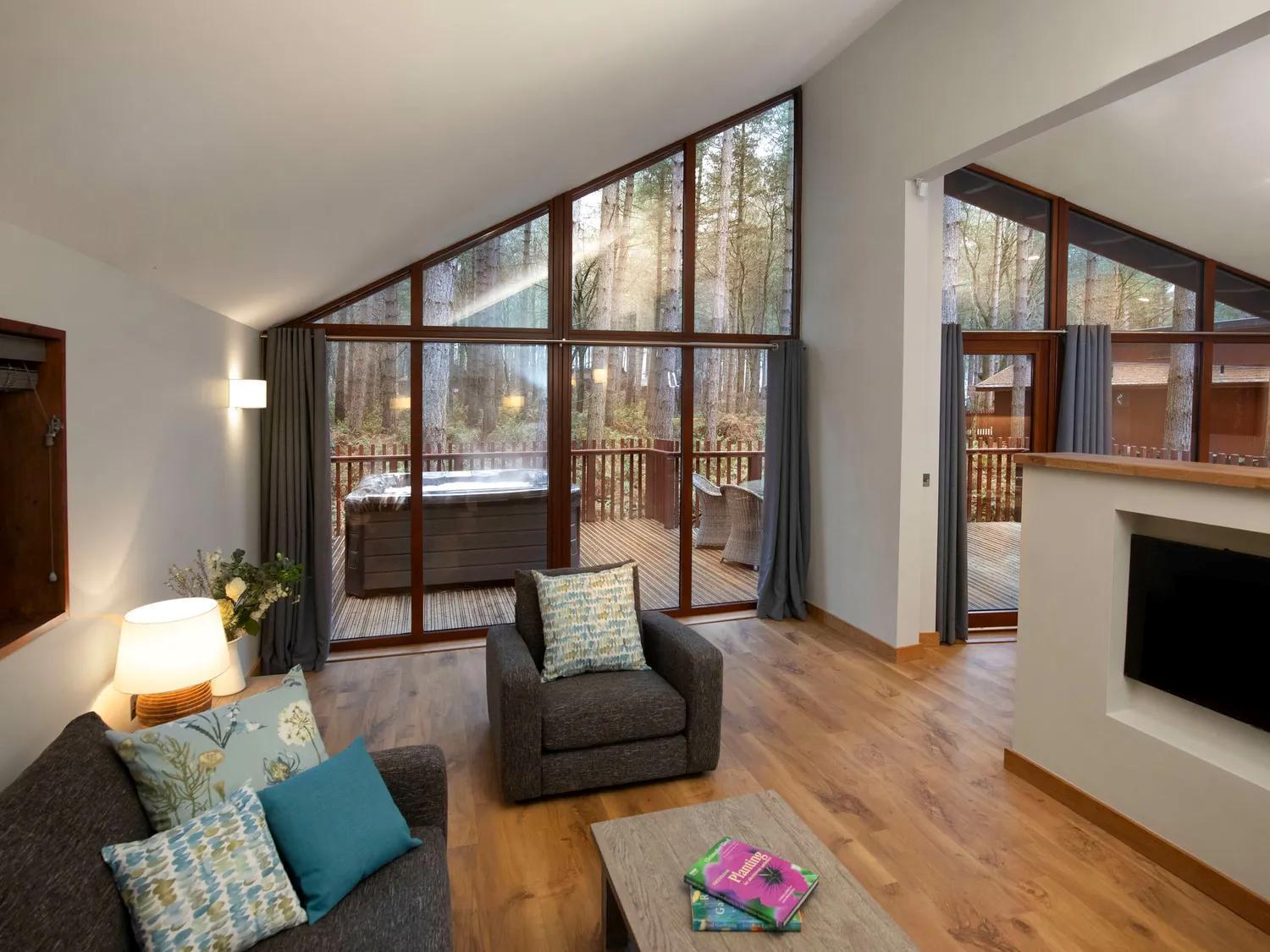 Blackwood Forest Cabins - Forest Holidays Popham エクステリア 写真