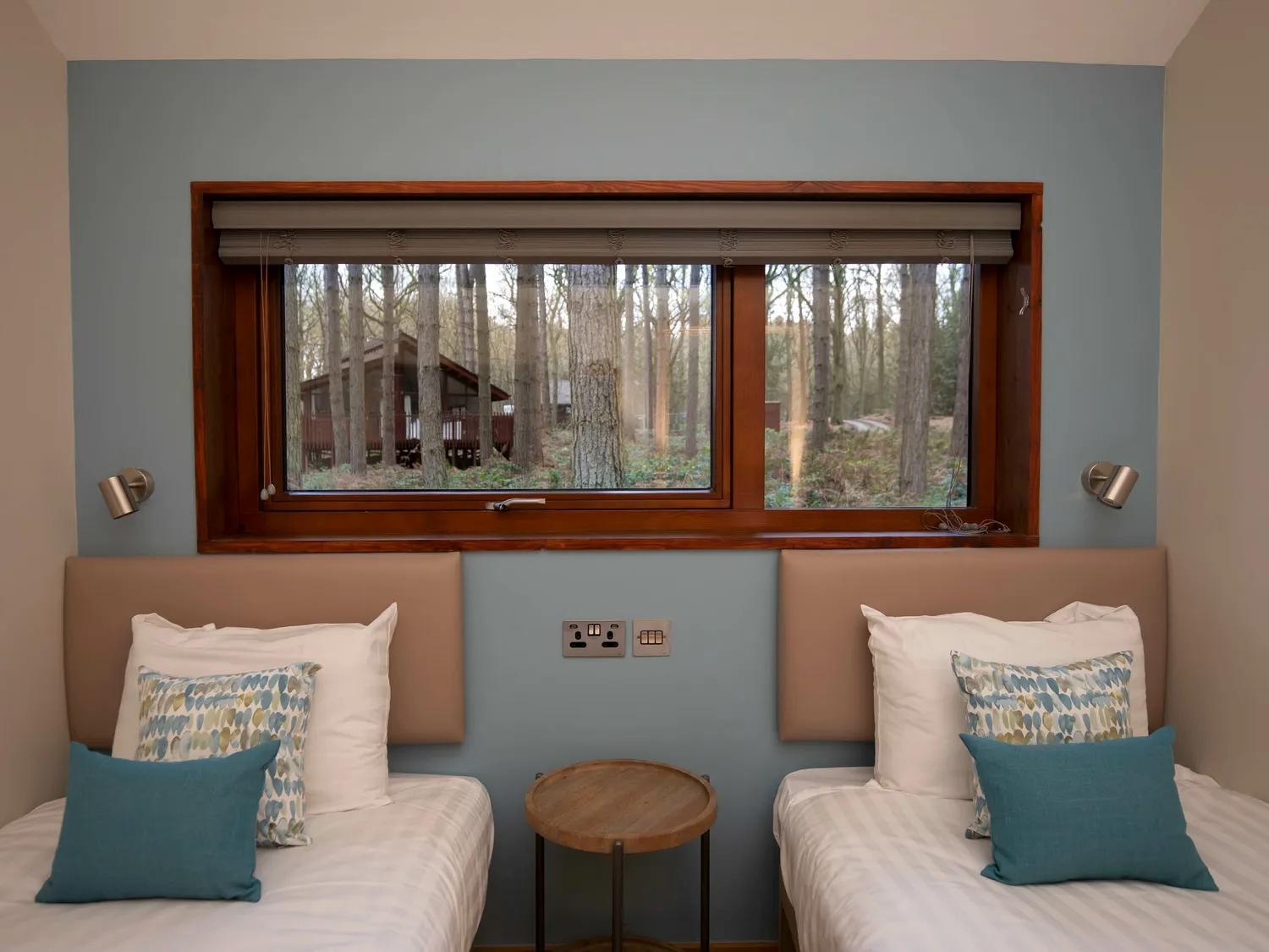 Blackwood Forest Cabins - Forest Holidays Popham エクステリア 写真