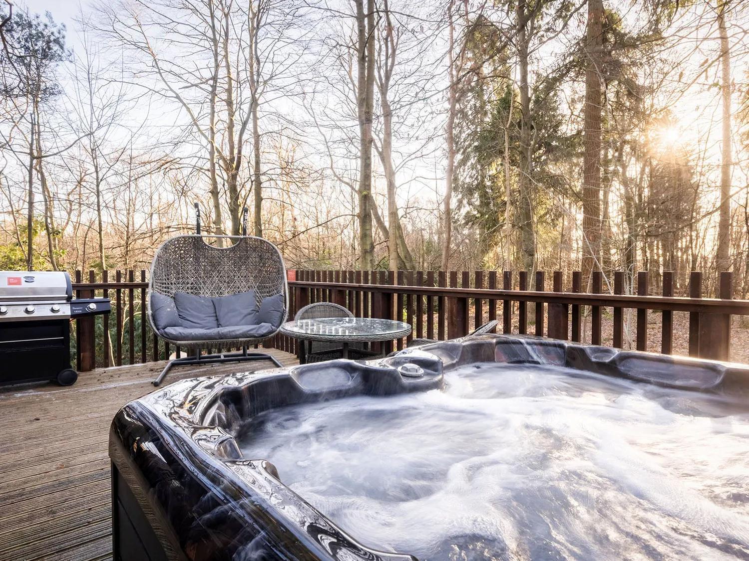 Blackwood Forest Cabins - Forest Holidays Popham エクステリア 写真