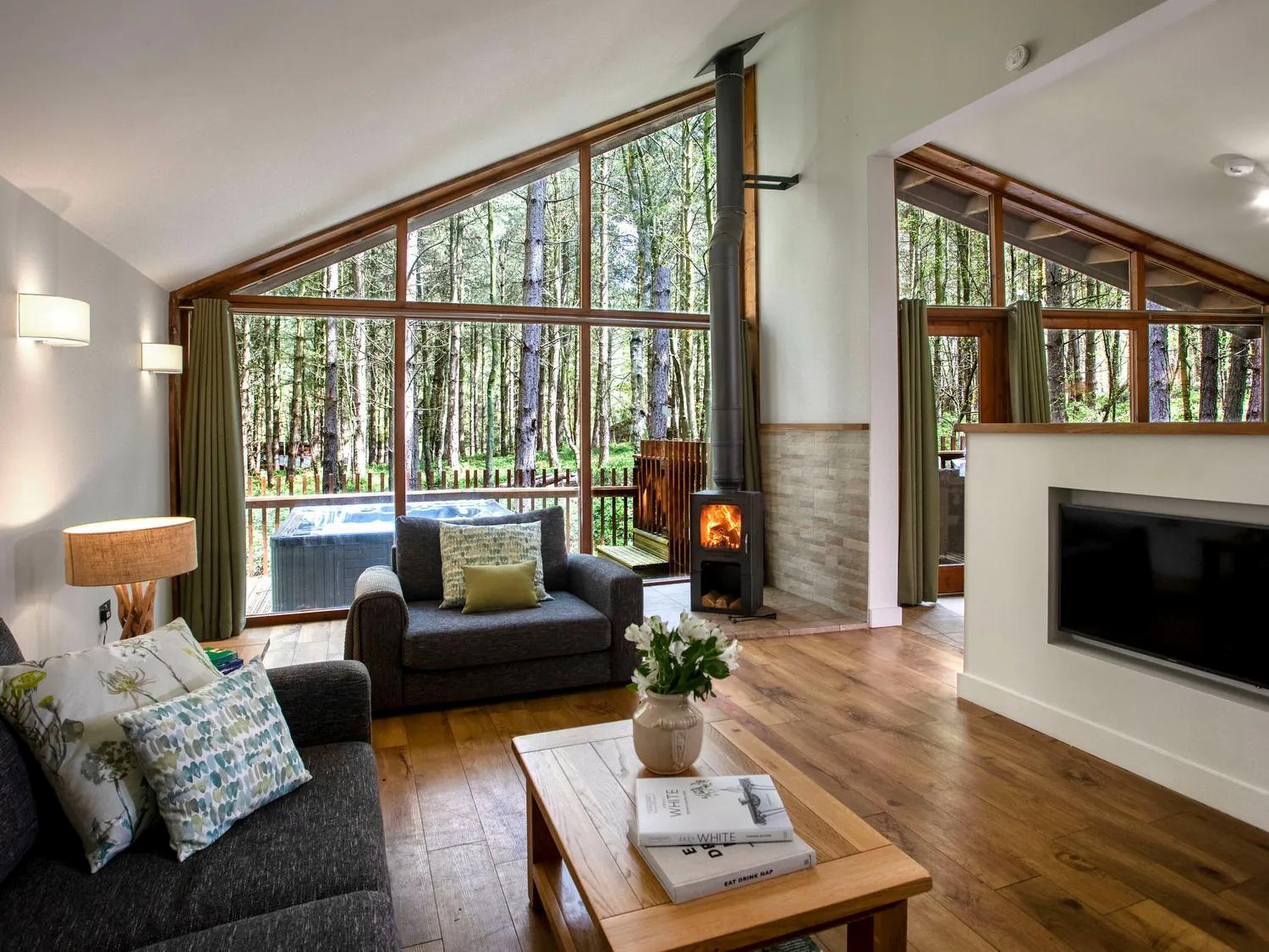 Blackwood Forest Cabins - Forest Holidays Popham エクステリア 写真